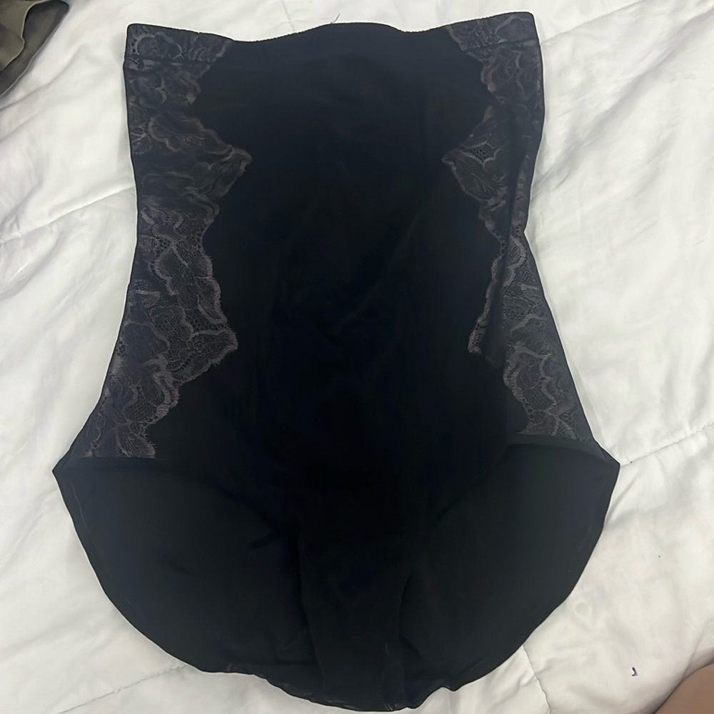 Assets Spanx ShapeWear Panty